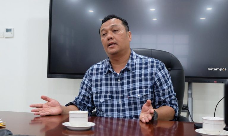 Konflik Pelantikan 2 Dekan UMRAH, Rektor Klaim Tak ada Pelanggaran