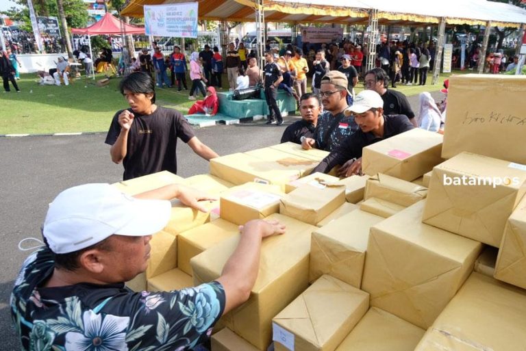 Jalan Santai sempena HUT Kepri Ricuh Gegara Kupon, Ratusan Hadiah Batal Dibagikan