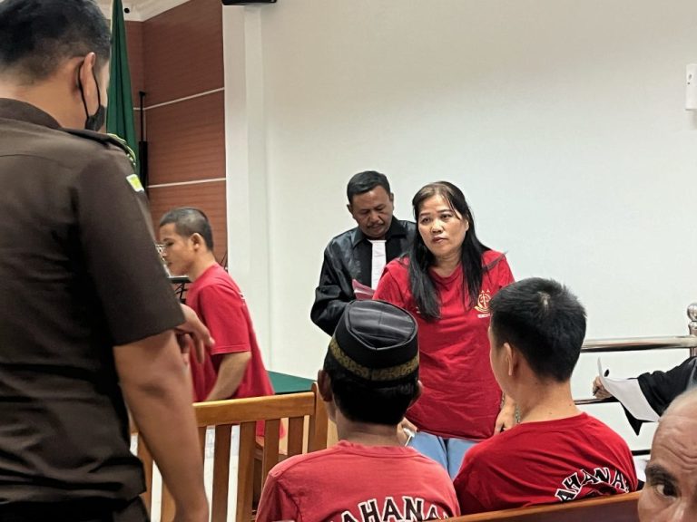 Pekerjakan Anak di Bawah Umur, Pemilik Kafe Diadili