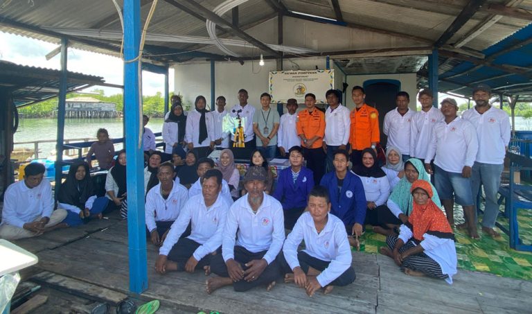 ITEBA Kembali Hadirkan Inovasi Teknologi Bersama Kelompok Nelayan Belakang Padang untuk Sistem Deteksi Bencana