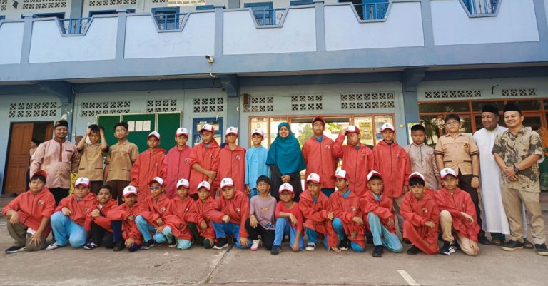 60 Murid SDIT Ulil Albab Siap Beraksi di Pahang International Scout Scarf Festival 2024