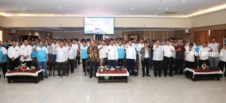 Silaturahmi Wali Kota Batam dengan Para Pendeta yang Tergabung dalam IPMB Kota Batam