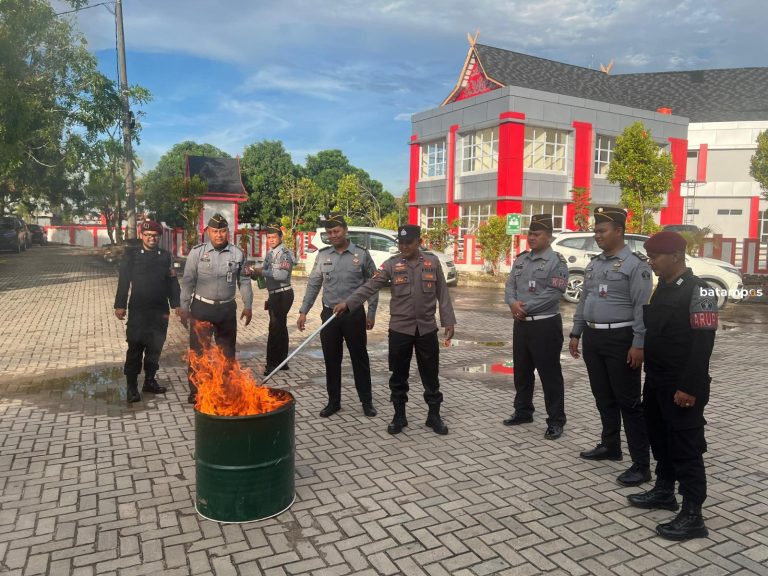 Rutan Batam Musnahkan Barang yang Dilarang di Lingkungan Pemasyarakatan