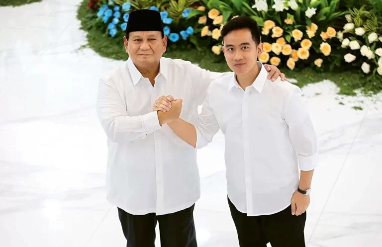 Hari Ini Prabowo-Gibran Resmi Pimpin RI