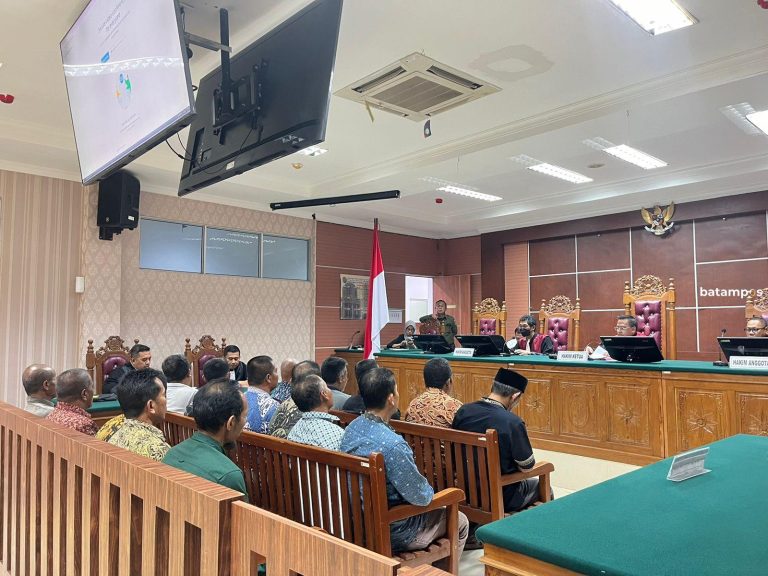 Perkara Pengrusakan Bangunan di Kabil Berujung Damai, Jaksa Tuntut 16 Warga Kabil 3 Bulan dengan masa Percobaan 6 Bulan