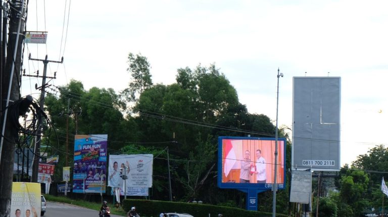 DPRD Soroti Ratusan Reklame yang Terbiar Tak Berizin di Tanjungpinang