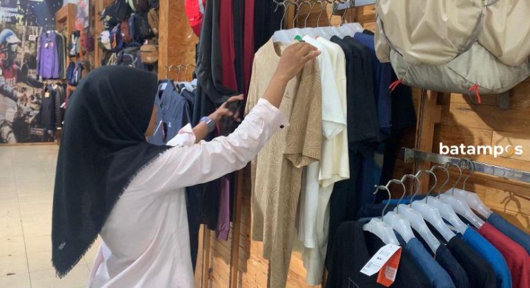 Toko Pakaian Dibobol Maling, Jam Tangan-Jaket Bernilai Rp19 Juta Raib