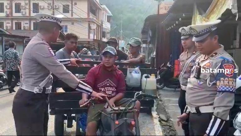 Ada Operasi Zebra, Pengendara Sepeda Motor Mendadak Tertib