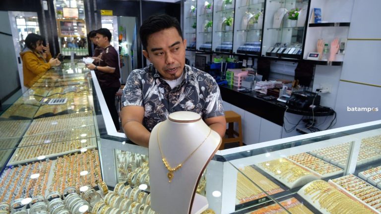 Toko Emas di Tanjungpinang Nyaris Tertipu Sindikat Penjual Emas Palsu