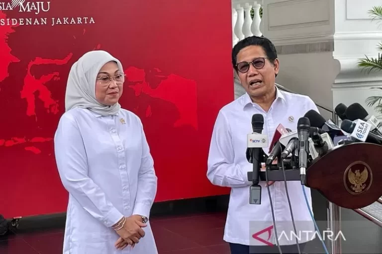 Abdul Halim Iskandar dan  Ida Fauziyah Mundur,  Ini Plt Mendes PDTT dan Menaker