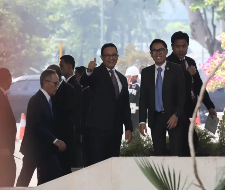 Anies Baswedan Ucapkan Selamat Bertugas ke Presiden Prabowo dan Wapres Gibran