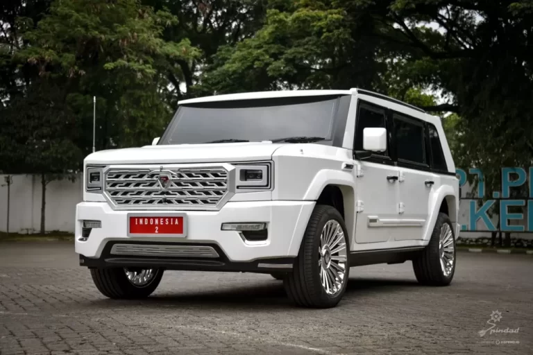 Sapa Masyarakat di Jalan Sudirman-Thamrin, Presiden Prabowo  Gunakan Kendaraan Khusus Buatan PT Pindad