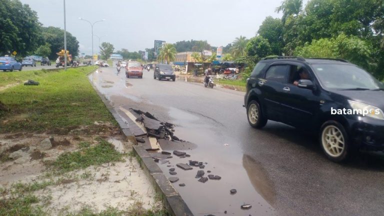 Titik Kerusakan Jalan Makin Banyak, Jalan Batuaji Semakin Macet di Jam Sibuk