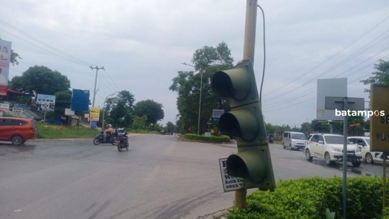 Traffic Light Tanjunguncang Rusak, Dinas Bina Marga dan Dishub Segera Lakukan Perbaikan