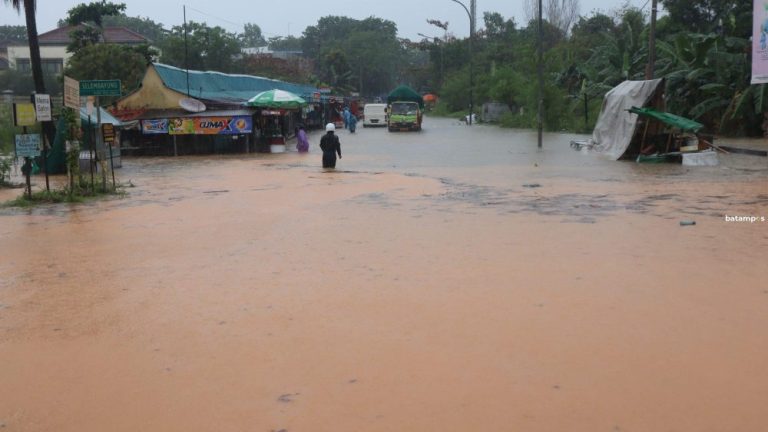 Ini Kata Pjs Wali Kota Andi Agung Soal Penyebab Banjir di Batam dan Cara Mengatasinya
