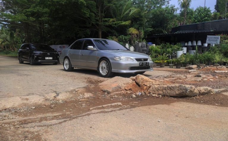 Jalur Baru Jalan Dang Merdu Rusak, Pengendara Mengeluh