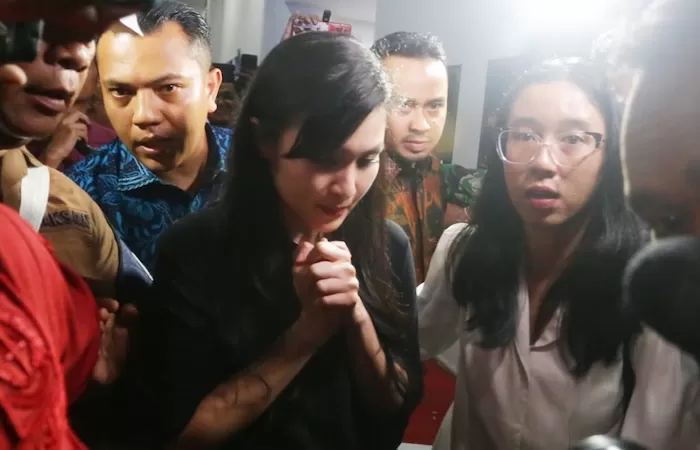 Sandra Dewi akan Jadi Saksi untuk Suaminya dalam Persidangan