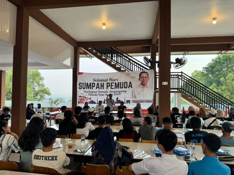 Warga Seibeduk Tanya Soal Penanganan Banjir dan Pembenahan Jalan, Ini Paparan Amsakar