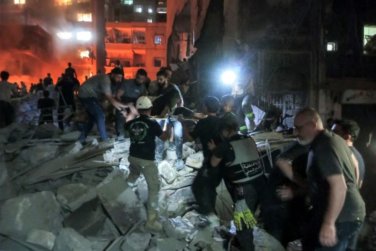 Beirut Mencekam saat Terjadi Serangan Bom