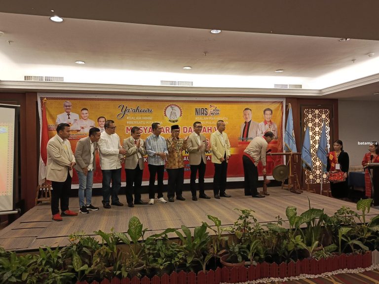 Amsakar Ajak Warga Nias Bersama Majukan Batam