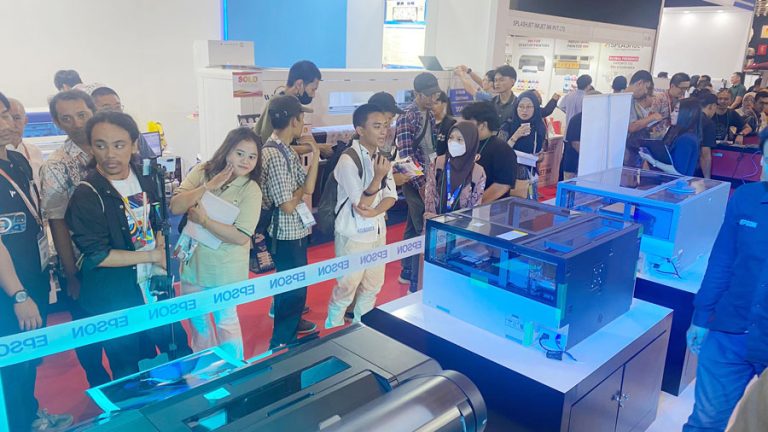 Epson Perkenalkan Rangkaian Printer SureColor
