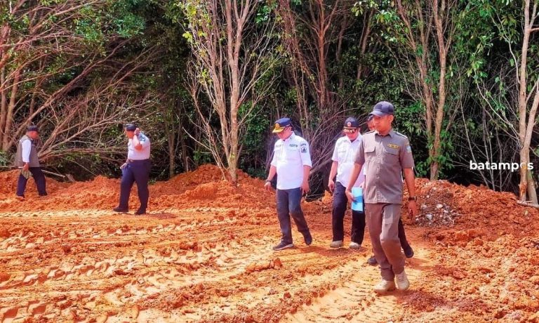 Penimbunan Lahan di Jalan Nipah, Tanjunguban, Dikeluhkan Warga, Satpol PP Turun ke Lokasi