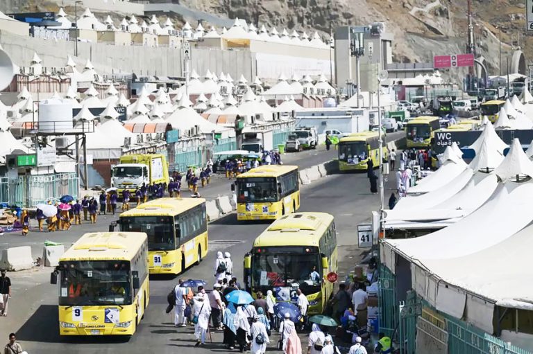 Arab Saudi Kurangi Kuota Petugas Haji 50 Persen