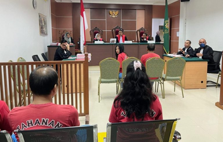 Mucikari Muda Dituntut 18 Bulan Pejara Karena Jual Anak Bawah Umur, Sedangkan Pemakai Jasa 5 Tahun