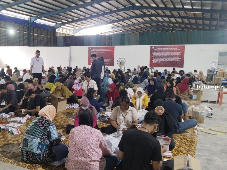 KPU Batam Mulai Distribusikan Surat Suara H-7, Prioritaskan TPS Terbanyak dan Wilayah Terluar
