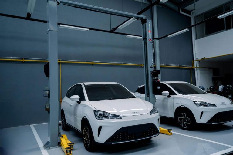 NETA X Tawarkan Layanan Purna Jual Premium: Garansi 8 Tahun dan Perawatan Gratis, Berkendara Tanpa Khawatir!