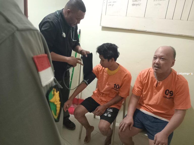 Tahanan Polsek Sekupang Jalani Pemeriksaan Kesehatan