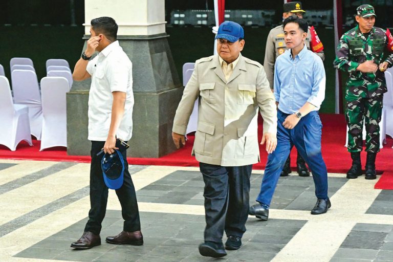 Prabowo Tekankan Disiplin dan Kesetiaan