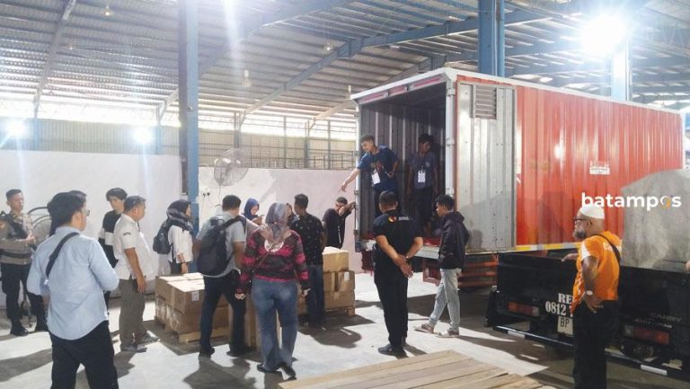 Gudang Logistik KPU Kota Batam Dijaga Ketat