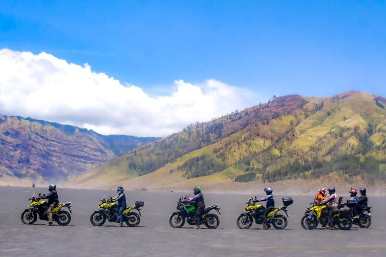 Suzuki Indonesia Beri Dukungan V-Strom Indonesia Owners di Bromo