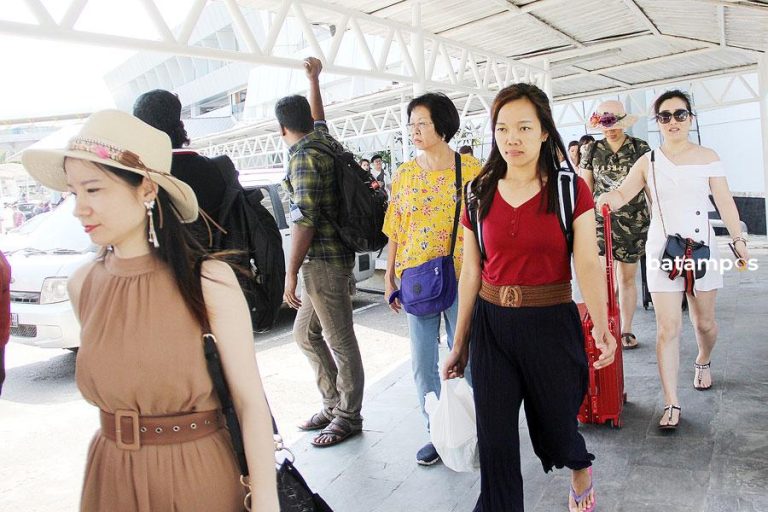 Berharap Cuan Bebas Visa PR Singapura