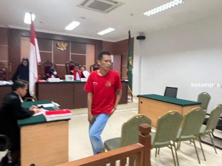 Mantan Petugas Pengisian ATM Dituntut 4 Tahun