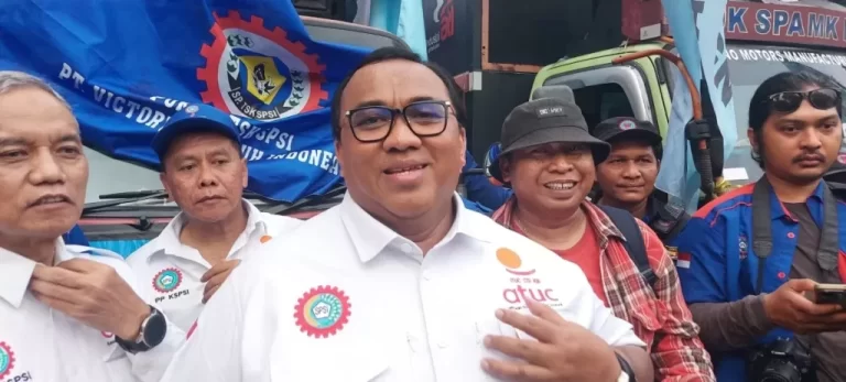 Serikat Buruh Akan Kirim Karangan Bunga untuk Hakim MK dan Kapolri Sebagai Bentuk Terima Kasih