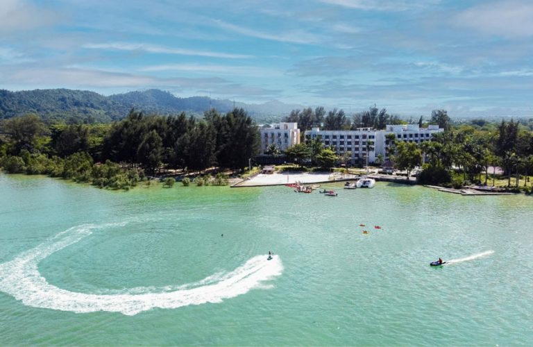 HARRIS Waterfront Batam Tawarkan Staycation Seru dengan Harga Spesial untuk Keluarga