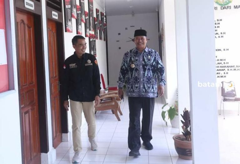Bupati Haris Minta Jaksa Terus Berikan Pengawasan dan Pendampingan Terhadap Proyek yang Sedang Berjalan