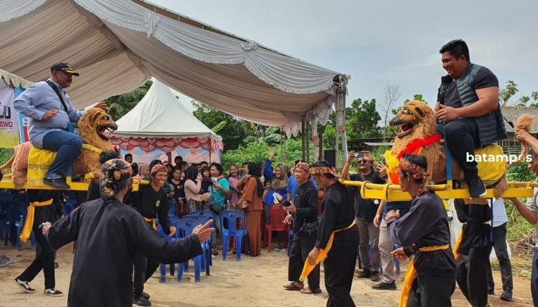 Tak Ingin Siswa Tak Terangkut, Roby Siap Tambah Armada Bus Sekolah