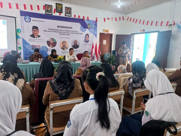 SMPN 56 Sekupang Dorong Kreativitas Siswa Lewat Workshop Literasi Digital