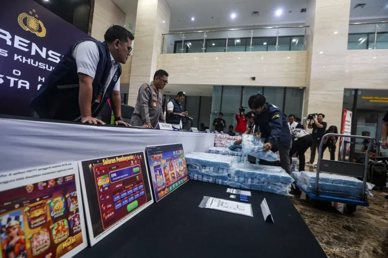 Polisi Dalami Soal Pencucian Uang dalam Kasus Judi Online Kementerian Komdigi