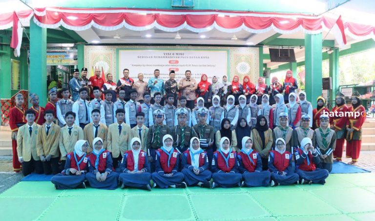 SMK Dato’ Penggawa Barat, Malaysia Jalin Kerjasama Pendidikan dengan Dua Sekolah Ternama di Batam
