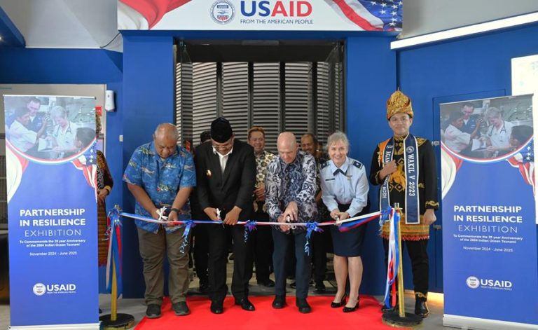 AS-Indonesia Peringati 20 Tahun Tsunami Samudera Hindia dengan Pameran Kemitraan Tangguh di Museum Tsunami Aceh