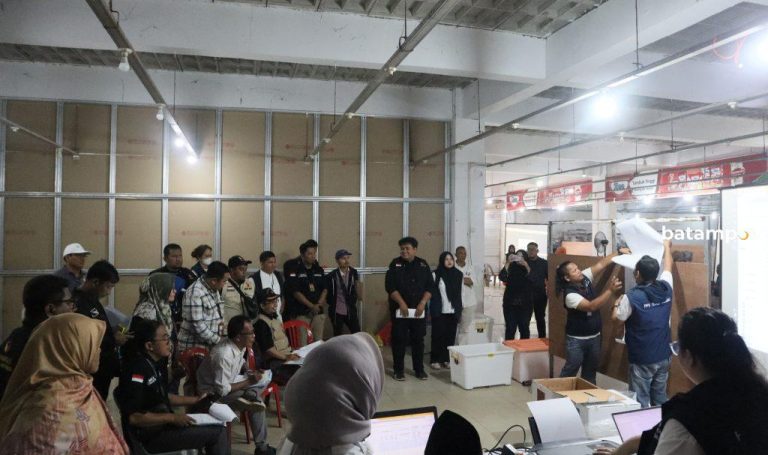 Pleno Suara di PPK Bengkong Selesai 2 Kelurahan
