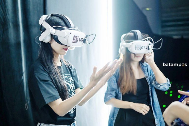 Snow City Singapura Kini Punya Glacier Luge: Sensasi Seluncur Es 120 Meter