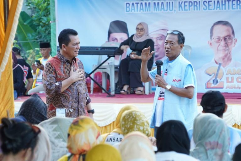 Program Bantuan Sekolah dan Beasiswa Kuatkan Kans Ansar Menangi Pilgub Kepri