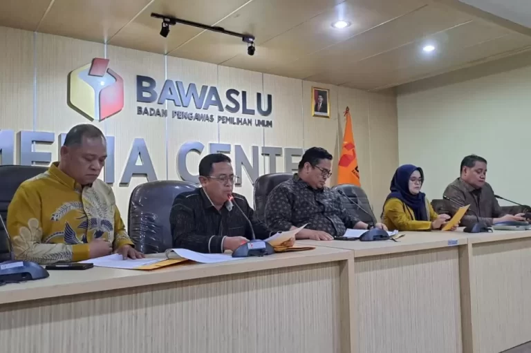 Prabowo Diputuskan Tidak Melanggar dalam Video Dukungan ke Ahmad Luthfi-Taj Yasin