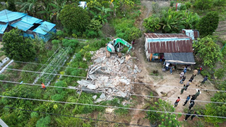 BP Batam Mulai Bongkar Rumah Warga Terdampak Pembangunan Rempang Eco-City