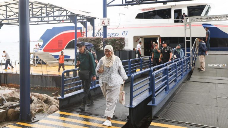 Gaet Wisman, Pelayaran Baru Bintan Resorts-Johor Bahru, Malaysia Dibuka